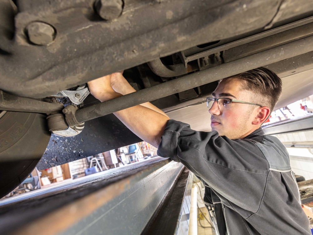 Bluekens-Truck-en-Bus-Werken-Bij-Pop-Up