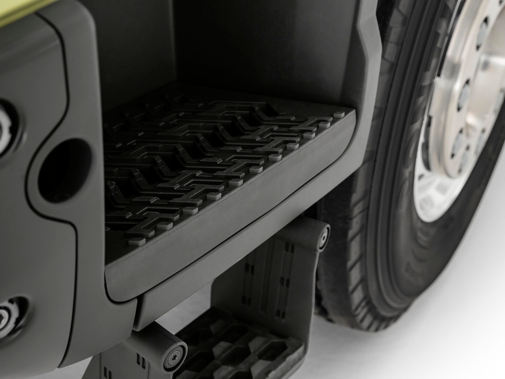 bluekens-volvo-fmx-opstap