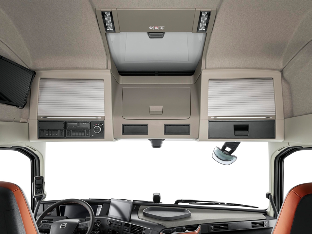 bluekens-volvo-fh16-interieur-opbergvakken bluekens-volvo-fh16-interieur-opbergvakken