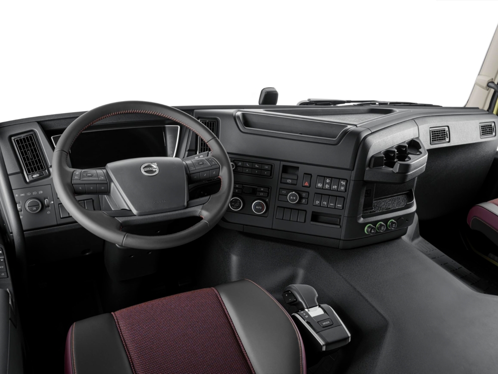 bluekens-volvo-fmx-interieur-dashboard