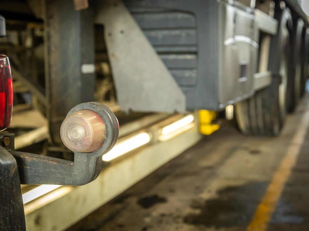 Bluekens-low-opbouw-trailerservice-035 Bluekens-low-opbouw-trailerservice-035