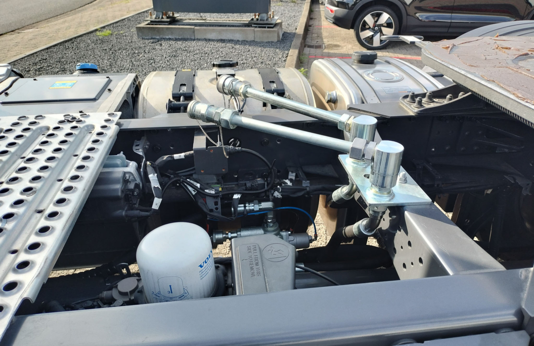 WhatsApp Image 2025-07-15 at 09.09.21 WhatsApp Image 2025-07-15 at 09.09.21