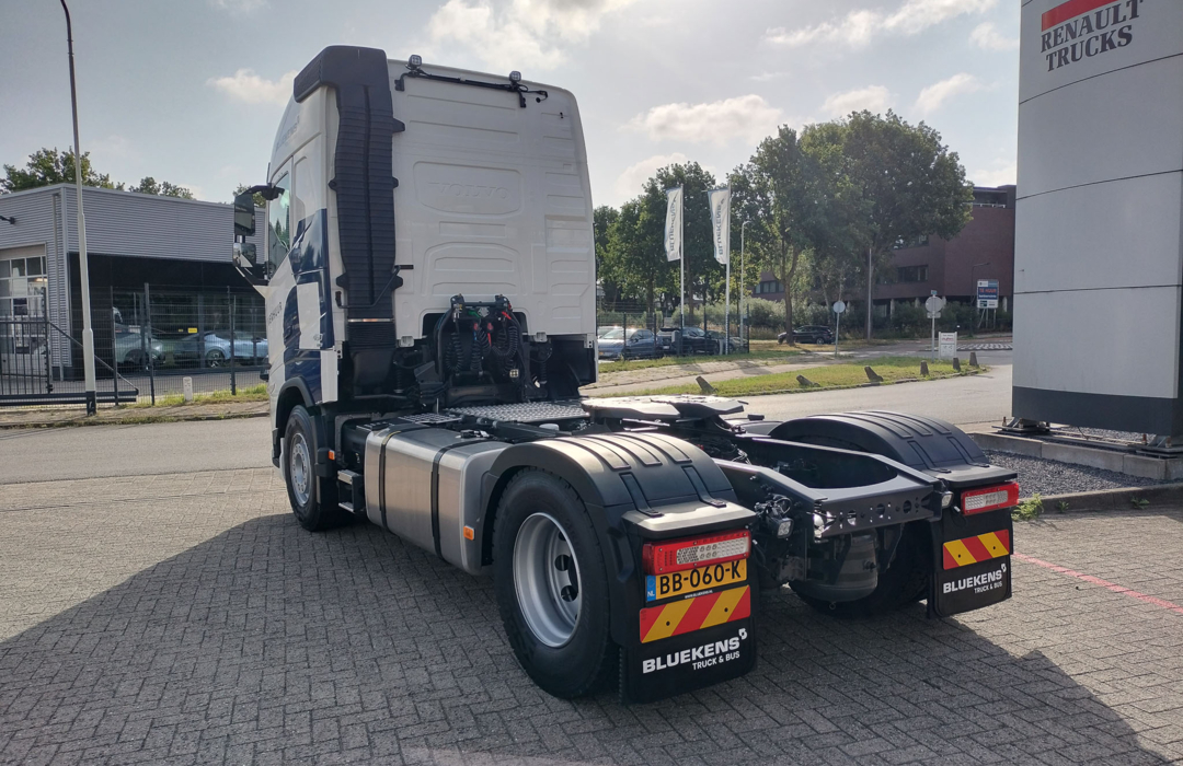 WhatsApp Image 2025-07-15 at 09.09.22 (1) WhatsApp Image 2025-07-15 at 09.09.22 (1)