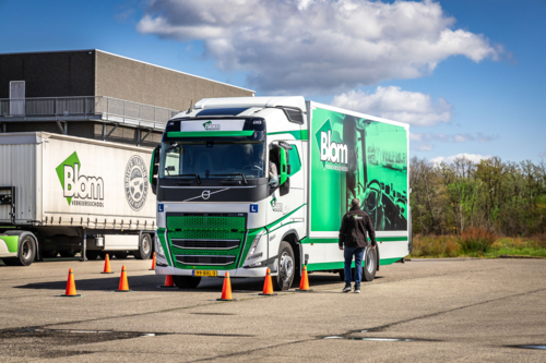 Volvo FH Verkeersschool Blom lestruck