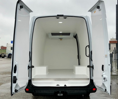 renault-master-zuneha-fb-2