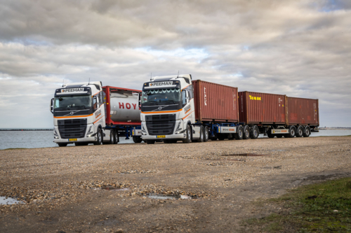 Peeman Transport Volvo FH trekkers