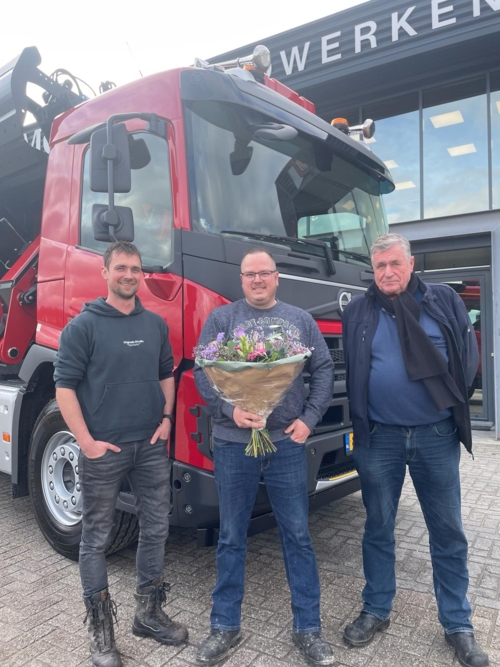 WhatsApp Image 2024-02-26 at 09.35.01 (4)