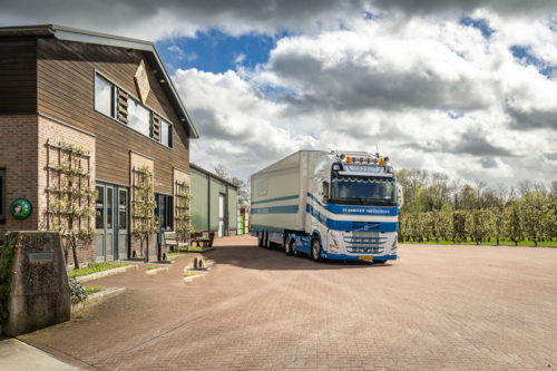 Spruijt Transport Volvo FH met megatrailer
