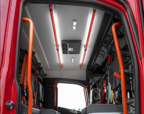 volvo-crew-cab-ruimte-voor-9-personen