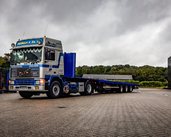 Volvo_FH12_Peeman_Transport