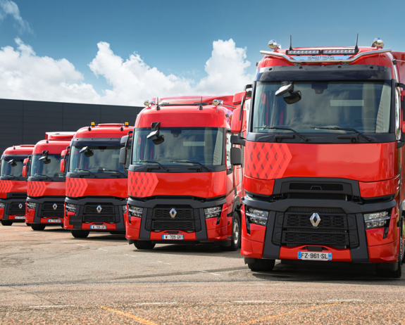 Bluekens-Truck-en-Bus-Renault-Trucks-T-High-artikel-1 Bluekens-Truck-en-Bus-Renault-Trucks-T-High-artikel-1