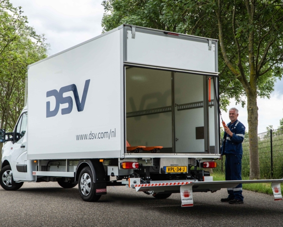 Renault Trucks E-Tech Master chassis cabine_DSV 1 Renault Trucks E-Tech Master chassis cabine_DSV 1