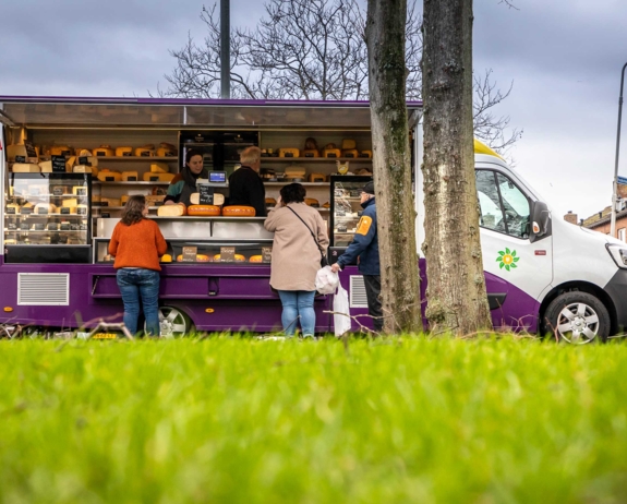 Bluekens-Truck-en-Bus-Breda-Kaasdrager-07