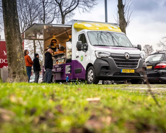 Bluekens-Truck-en-Bus-Breda-Kaasdrager-04 Bluekens-Truck-en-Bus-Breda-Kaasdrager-04