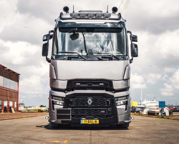 T High Exclusive 4 T High Exclusive 4