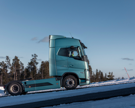 volvo-fh-glad-wegdek-active-grip volvo-fh-glad-wegdek-active-grip