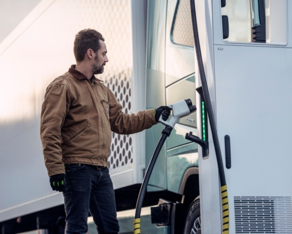 technologie-nieuwe-elektrische-volvo-trucks-003 technologie-nieuwe-elektrische-volvo-trucks-003