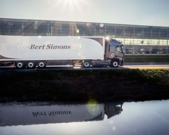 Renault Trucks T EVO combinatie rijdend