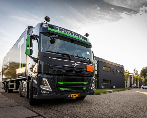 Volvo_FM_TriStar_exterieur_ Volvo_FM_TriStar_exterieur_