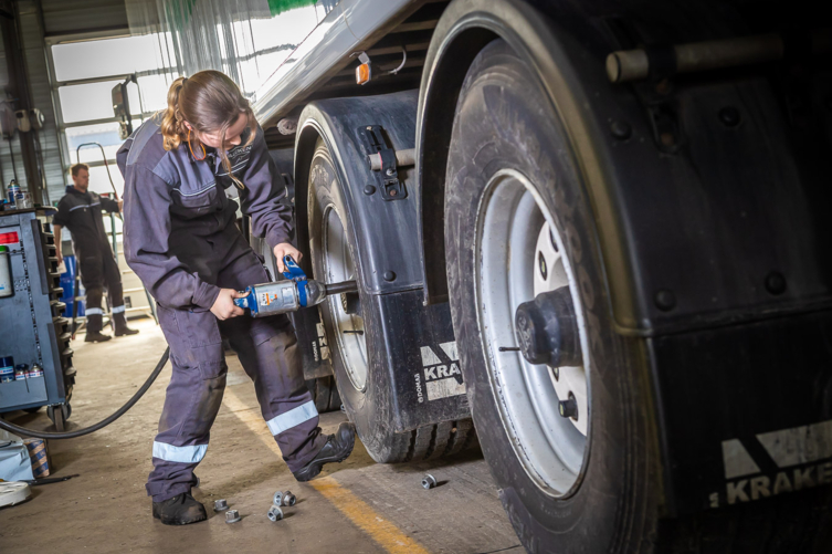 Bluekens-low-opbouw-trailerservice-016 Bluekens-low-opbouw-trailerservice-016