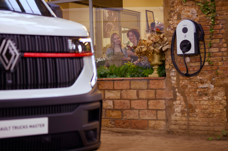 Bluekens-Renault-Master-NEW-20