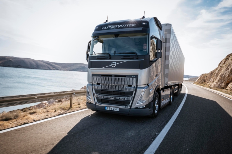 bluekens-volvo-fh-op-weg-4