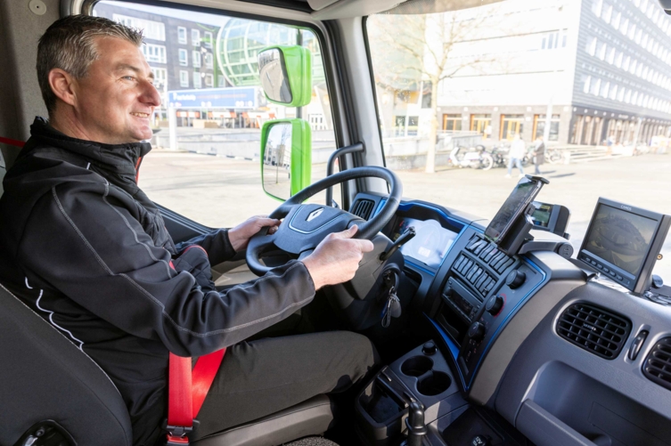 Bluekens-Truck-en-Bus-Elst-Transport-D-E-Tech-8