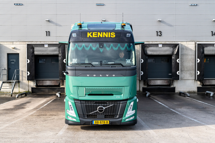 Kennis Transport & Logistics Volvo FH Aero