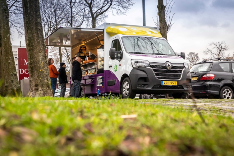 Bluekens-Truck-en-Bus-Breda-Kaasdrager-04