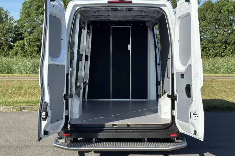 Renault Master E-Tech Home Delivery Renault Master E-Tech Home Delivery