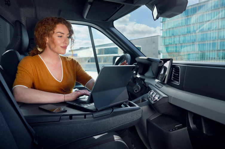 Bluekens-Renault-Master-NEW-24