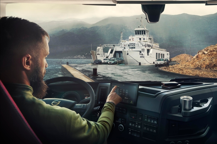 bluekens-volvo-fm-veerboot