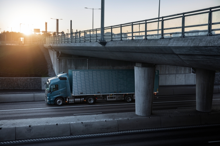 Volvo-FM-LNG20200919_0002 Volvo-FM-LNG20200919_0002