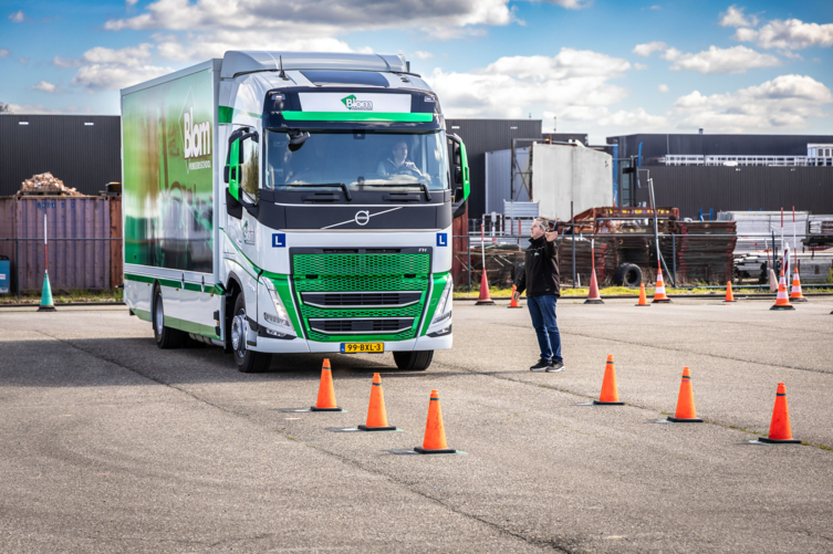 Volvo FH lestruck Verkeersschool Blom