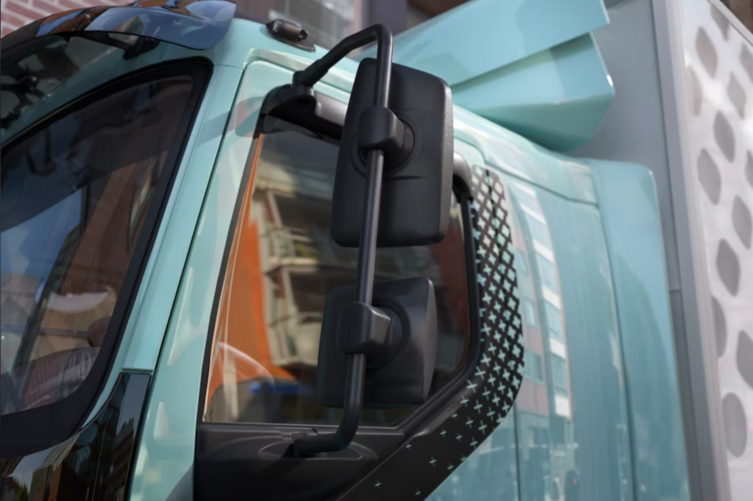 Volvo-FL-spiegelbezetting-3 Volvo-FL-spiegelbezetting-3