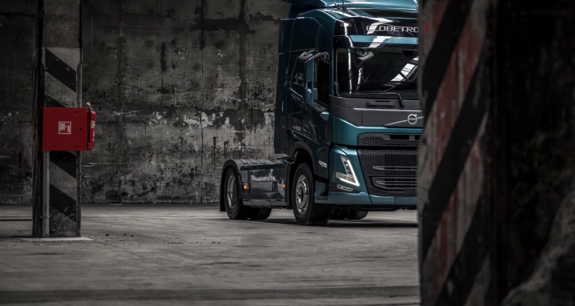 bluekens-volvo-fm-4x2-loods bluekens-volvo-fm-4x2-loods