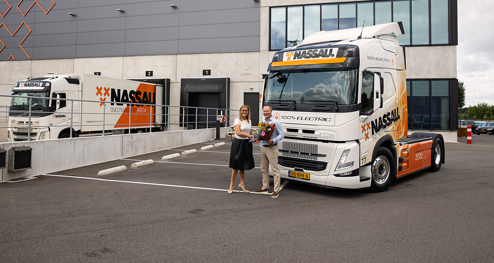 Bluekens-Truck-en-Bus-Nassau-Sneltransport-Eerste-Volvo-FM-Electric-3