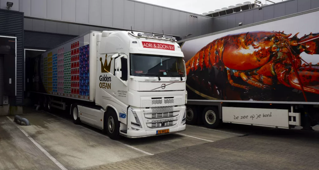 Bluekens-Truck-en-Bus-volvo-fh-adri-en-zoon