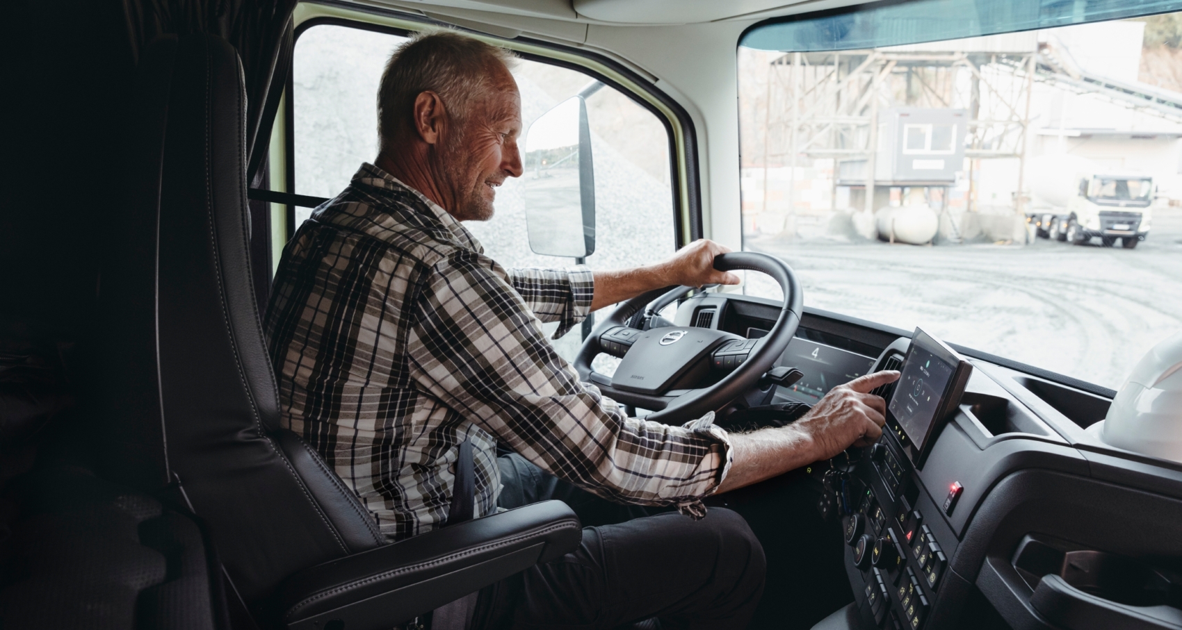 Bluekens-truck-en-bus-proefrit-volvo-T2020_0781 Bluekens-truck-en-bus-proefrit-volvo-T2020_0781