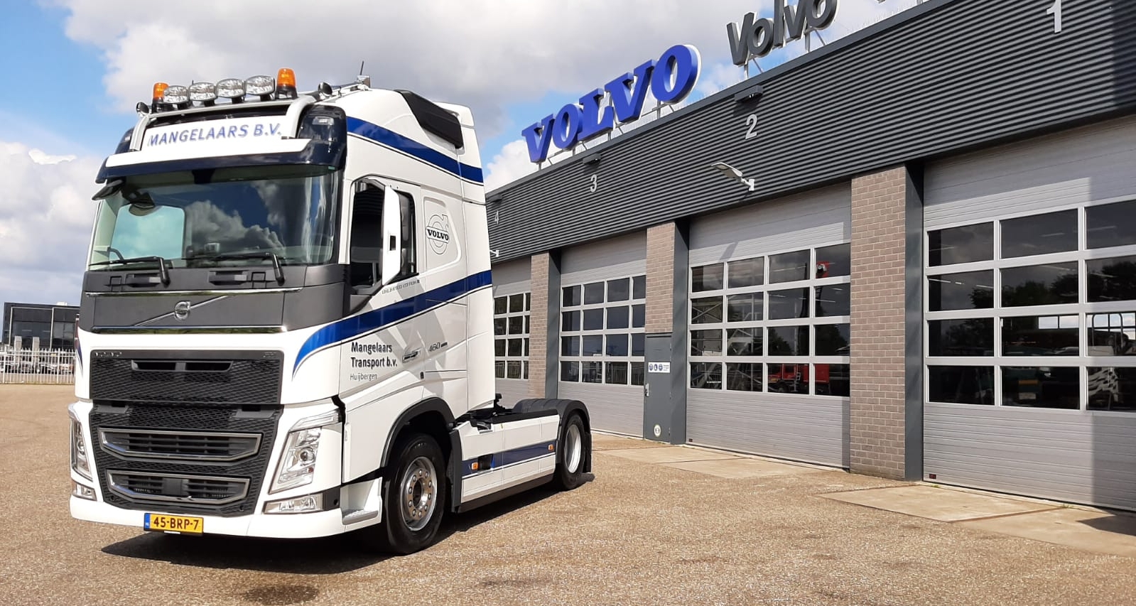 05-2021 Mangelaars 05-2021 Mangelaars