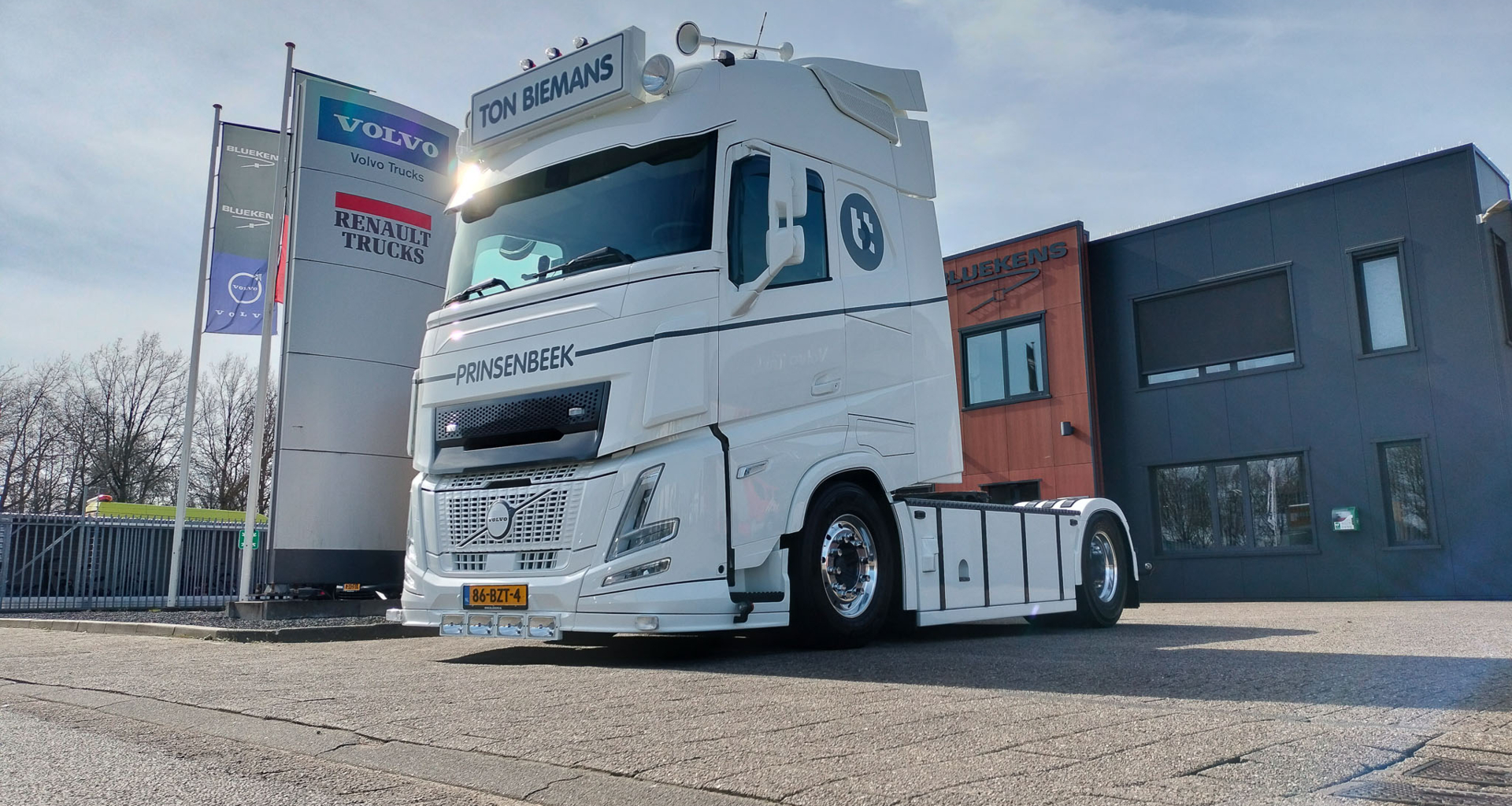 Ton Biemans (12-4 onthulling) Ton Biemans (12-4 onthulling)