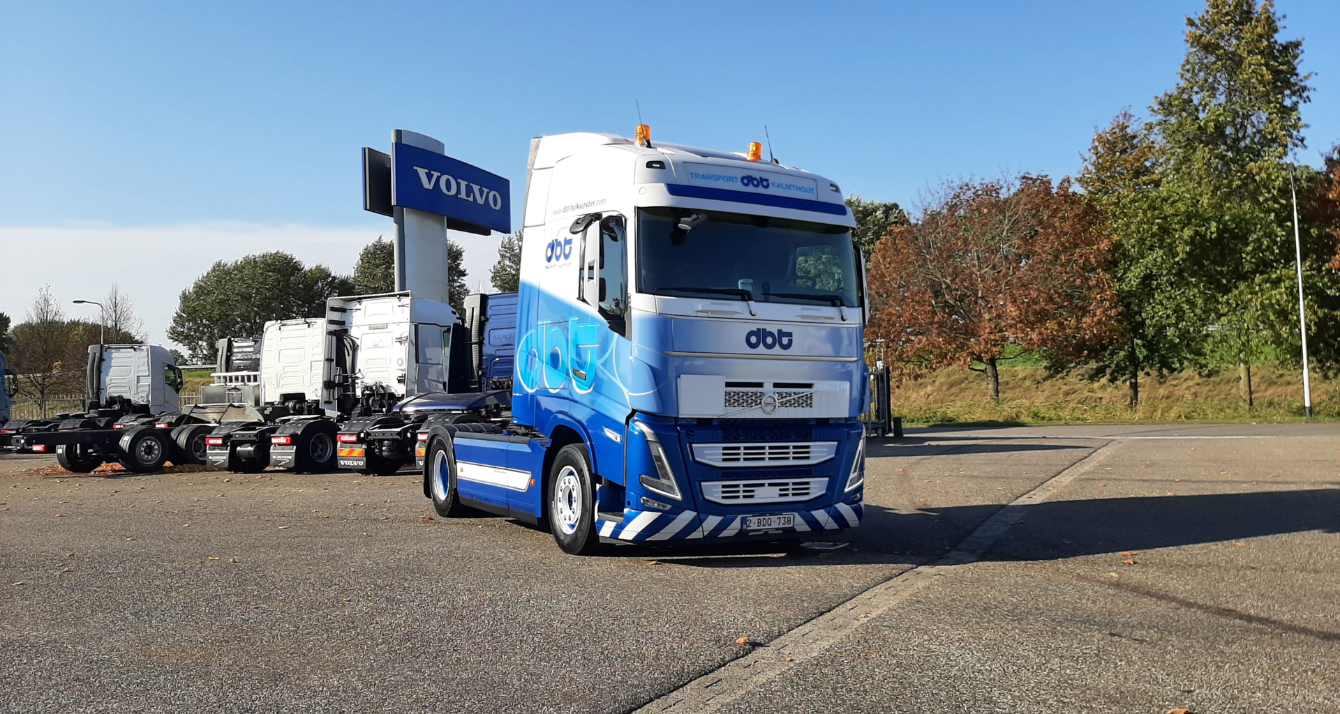 Nieuwe Volvo FH 460 4x2-trekker voor DBT Bulktransport_Bluekens_3000px