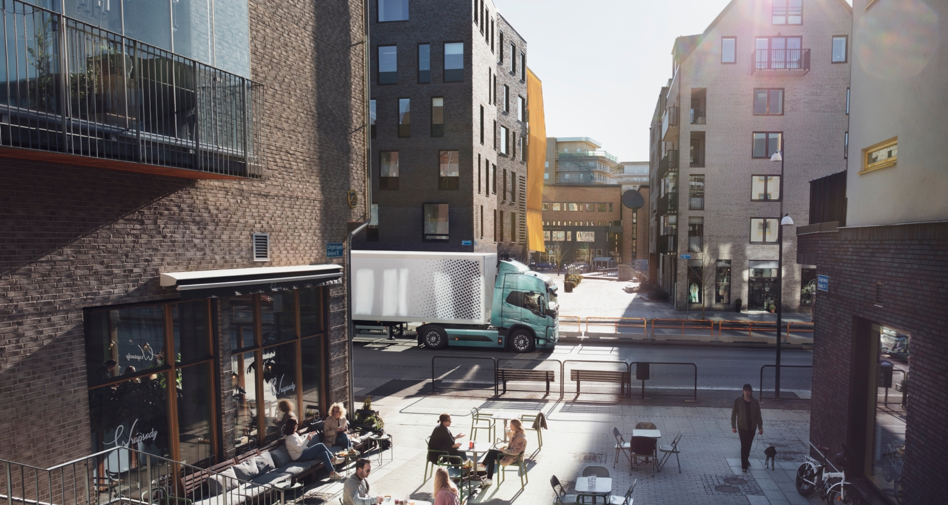 Bluekens-Volvo-FM-electric-5