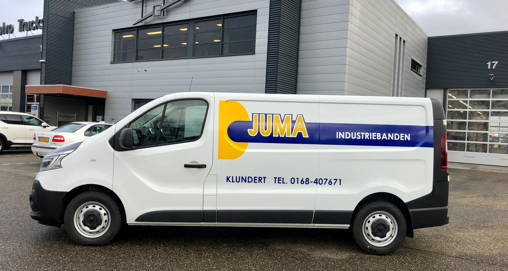 bluekens-juma-renault-trafic