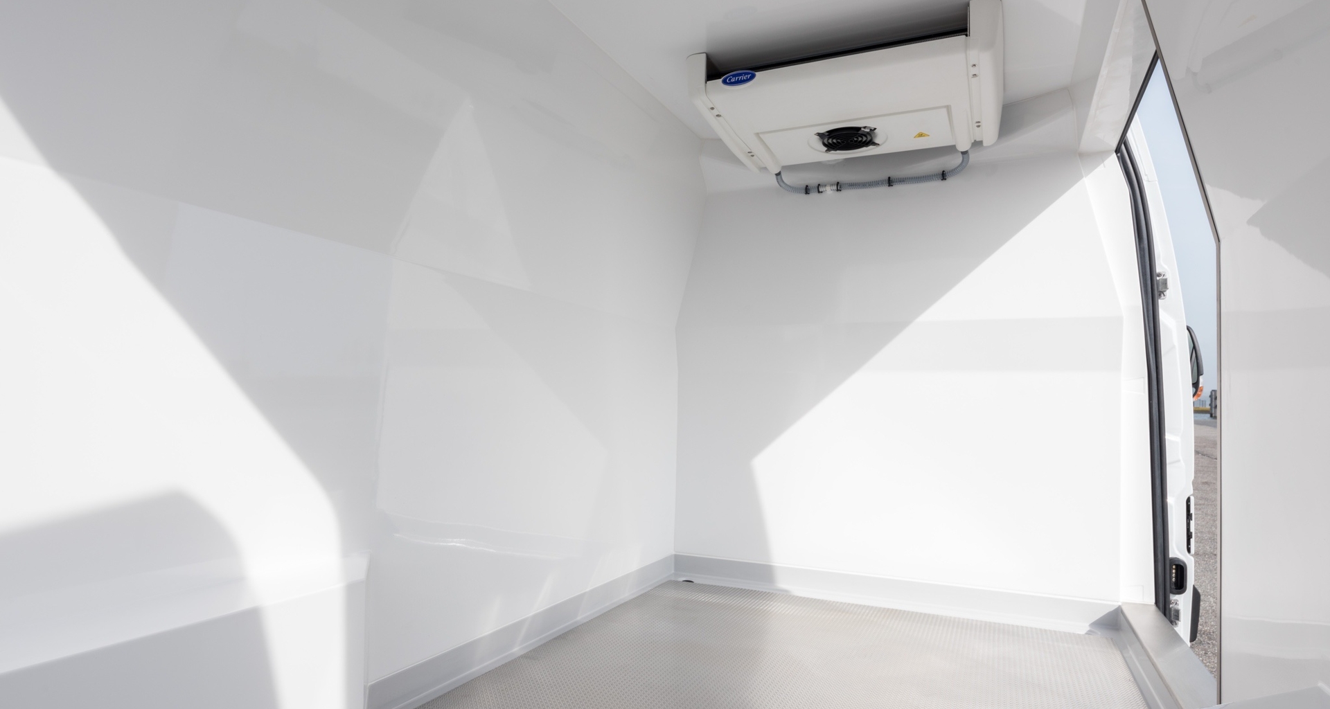 Renault Master koelwagen van binnen interieur Bluekens Renault Master koelwagen van binnen interieur Bluekens