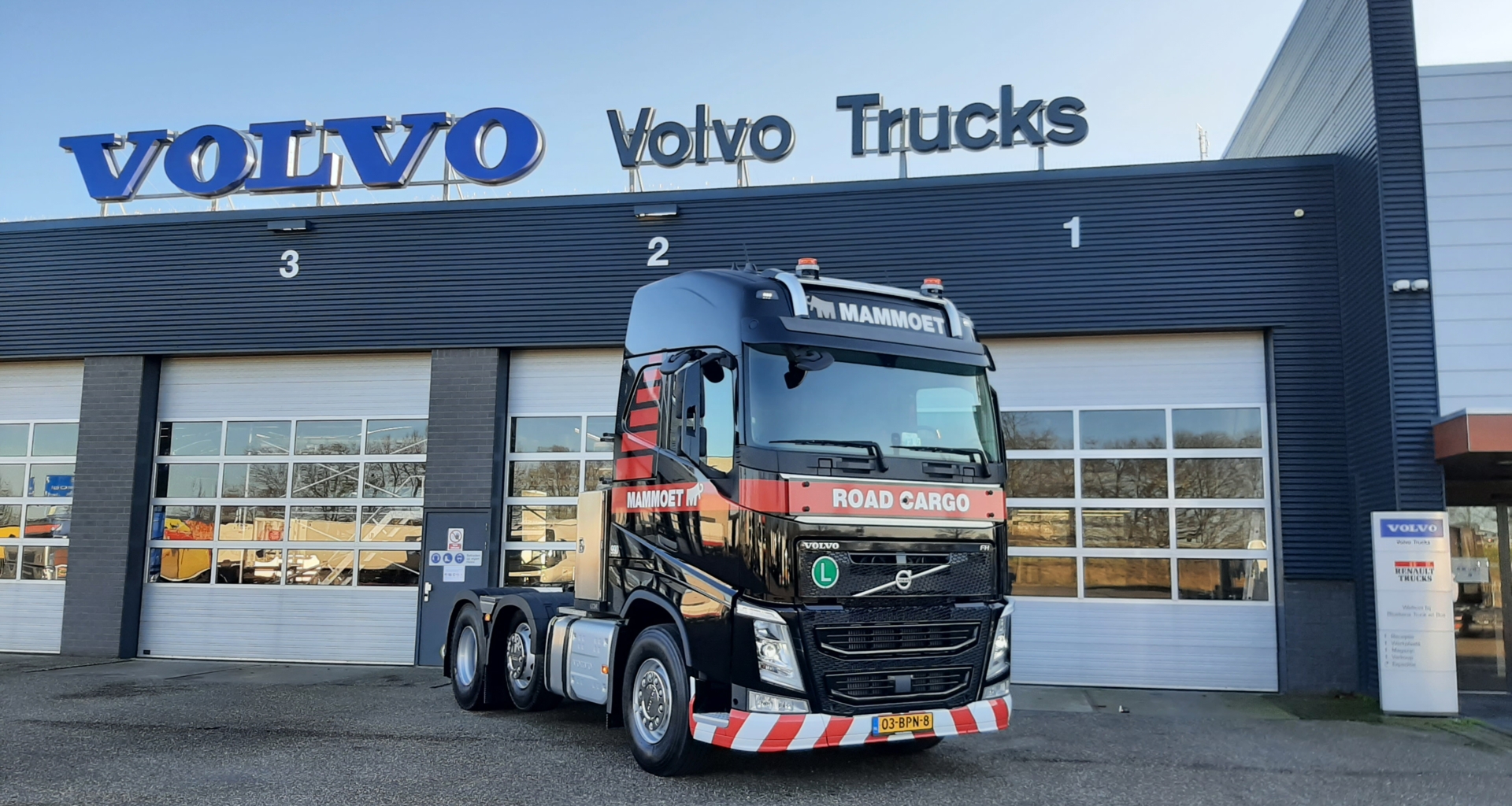 Volvo FH 6x2- Mammoet1