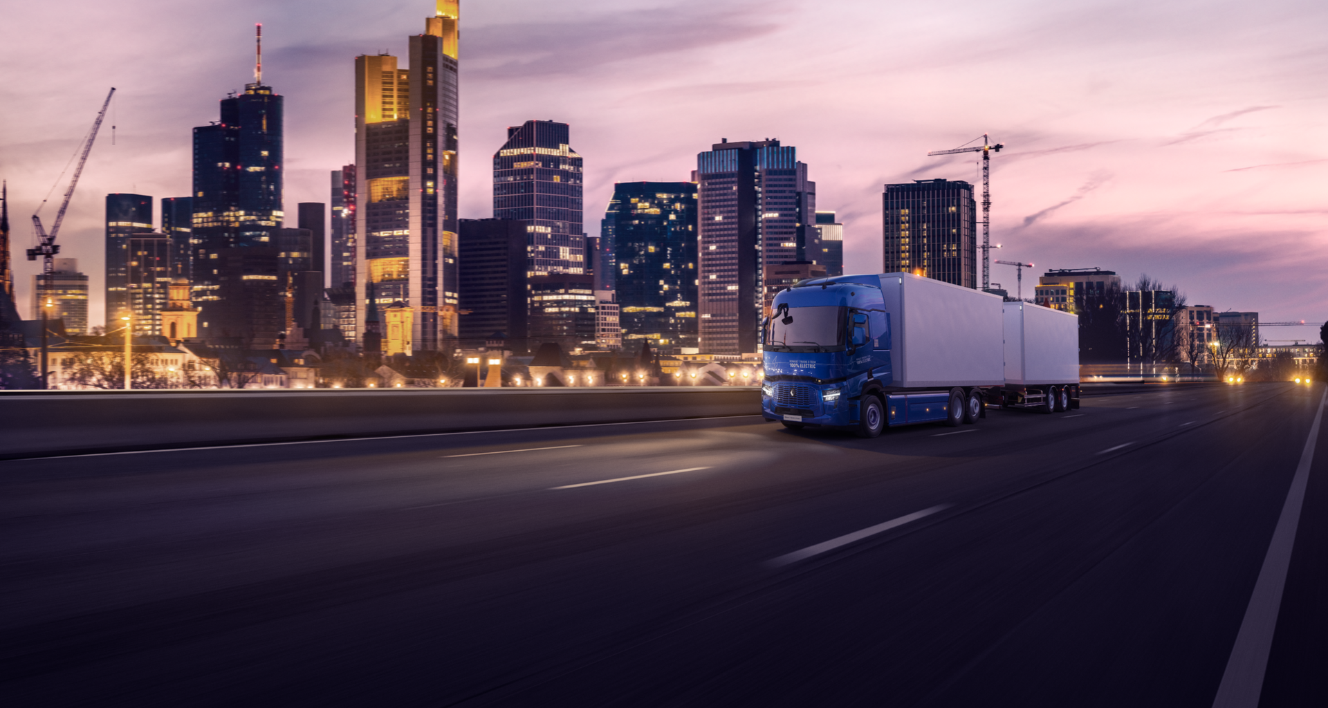 Bluekens-Renault-Trucks-E-tech-T-rijdend-stad