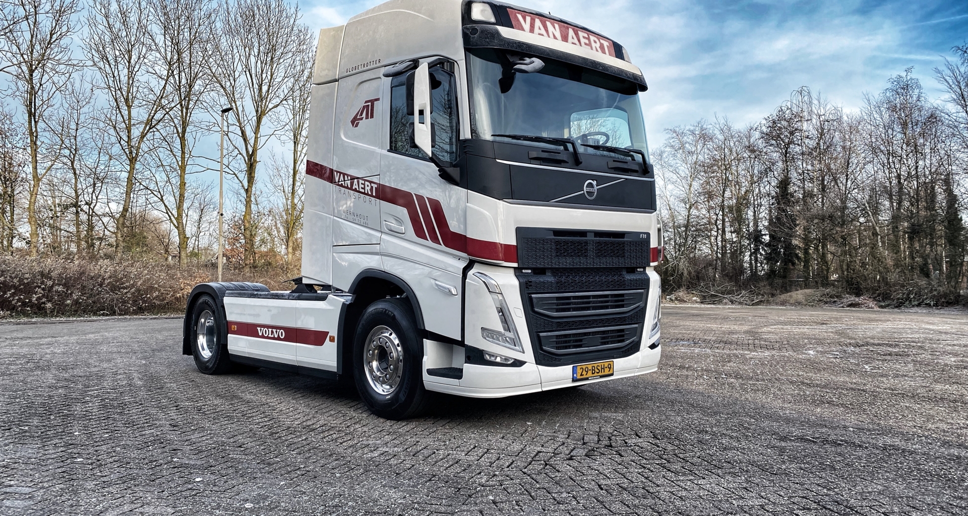 bluekens-volvo-fh-firma-van-aert