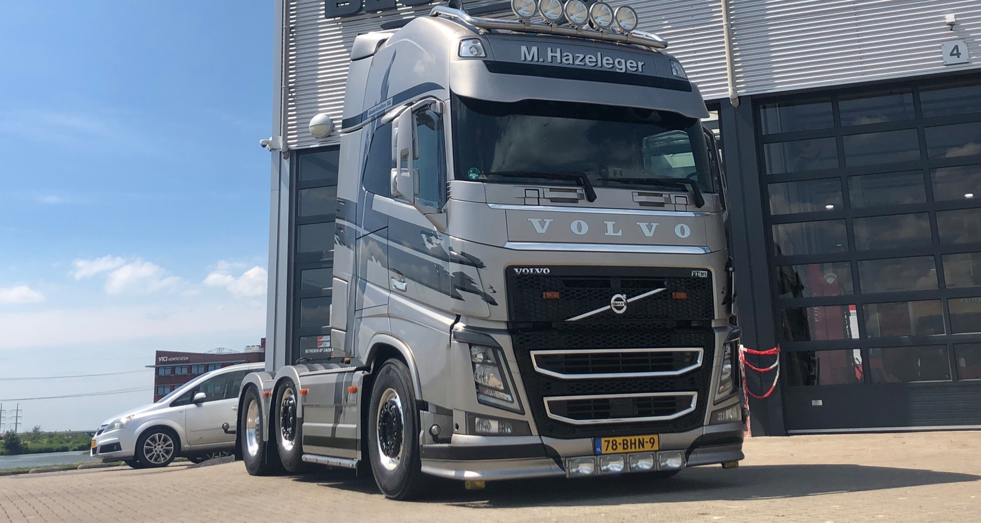 bluekens_m_volvo_fh_hazeleger_transport bluekens_m_volvo_fh_hazeleger_transport