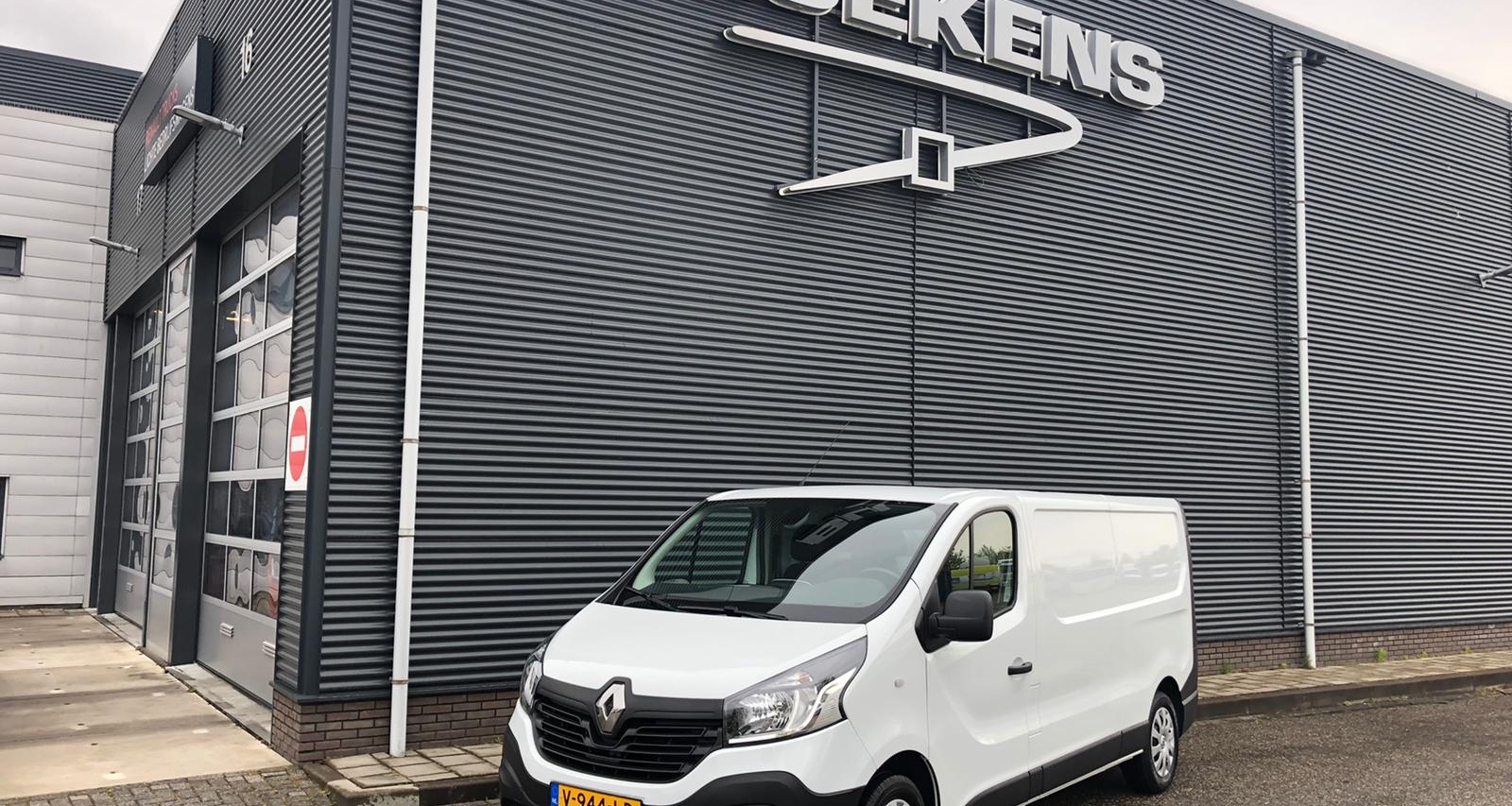 04-2021 Hands of Steel 04-2021 Hands of Steel